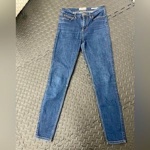 Guess blue jeans size 27